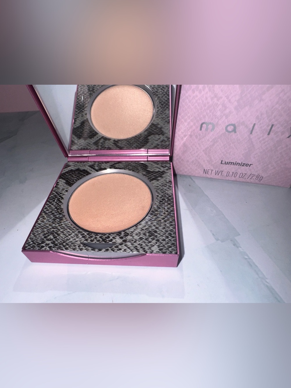 Peach Glow Powder Blush - Lightweight Luminous Finish